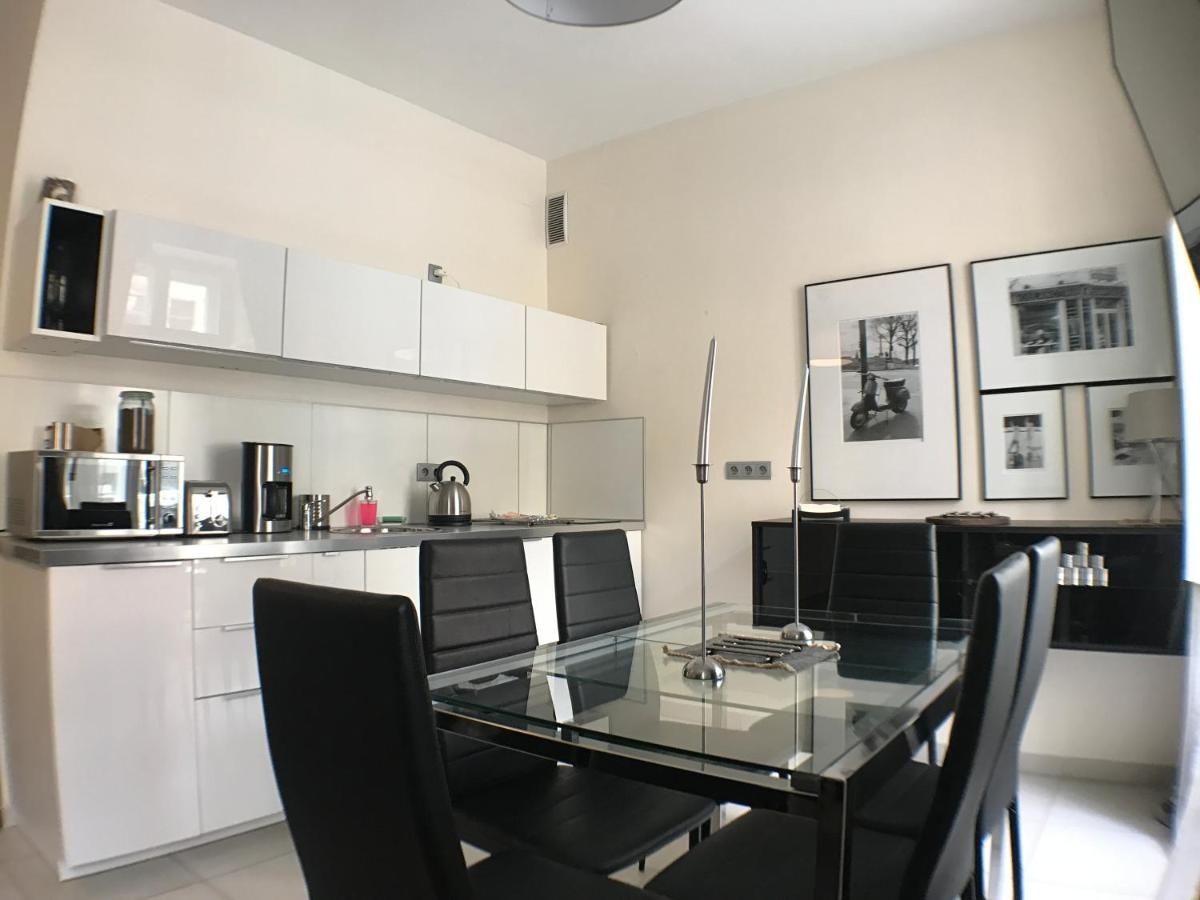 Апартаменты CityAparts-Private Apt. Rynek 2 Bedrooms (Self Check-in) Вроцлав-9